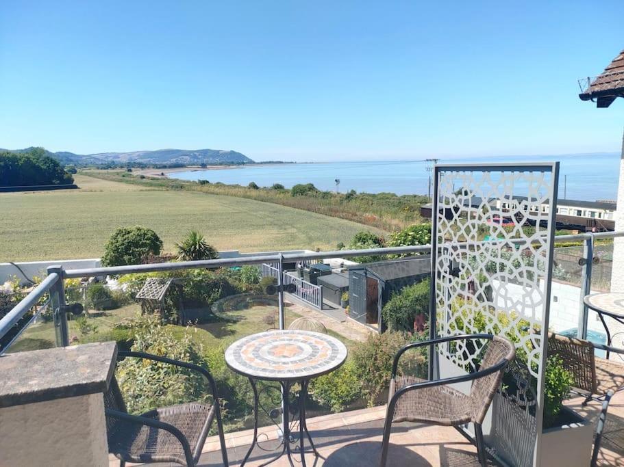 Blue Anchor House - Seaview, Hot Tub Apartments Εξωτερικό φωτογραφία