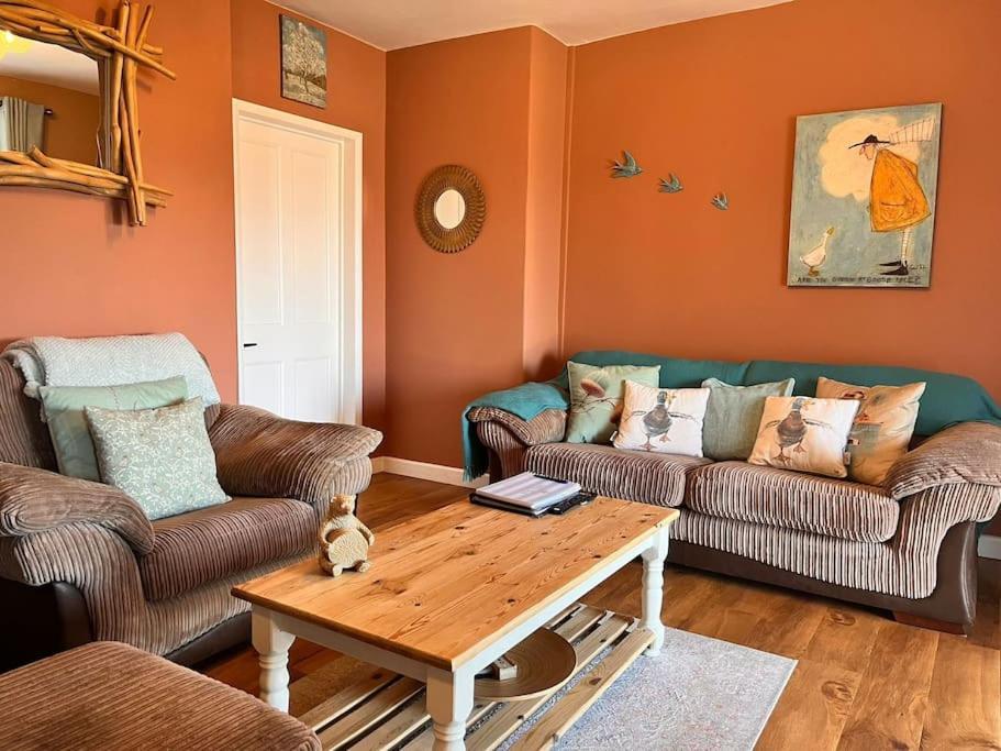 Blue Anchor House - Seaview, Hot Tub Apartments Εξωτερικό φωτογραφία