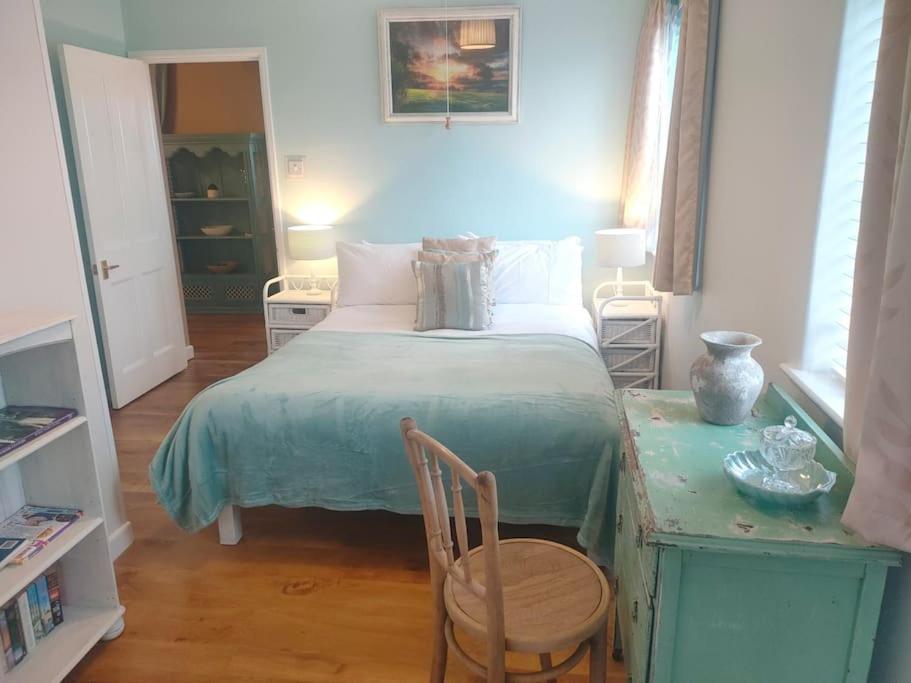 Blue Anchor House - Seaview, Hot Tub Apartments Εξωτερικό φωτογραφία