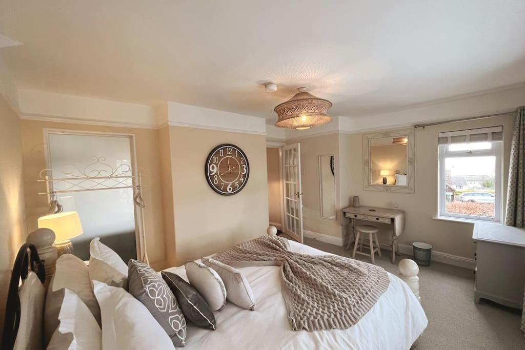 Blue Anchor House - Seaview, Hot Tub Apartments Εξωτερικό φωτογραφία