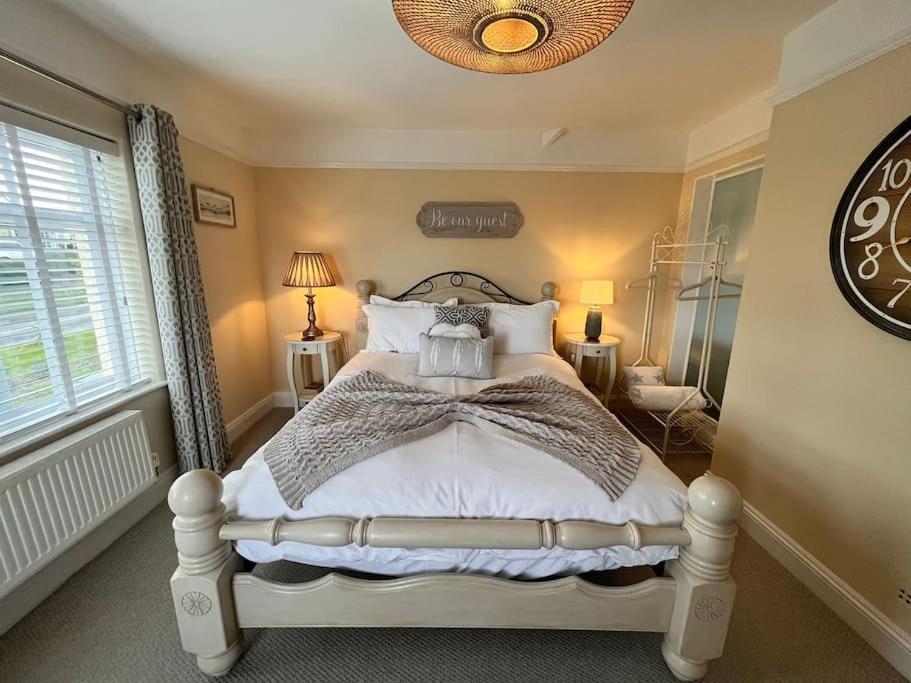 Blue Anchor House - Seaview, Hot Tub Apartments Εξωτερικό φωτογραφία